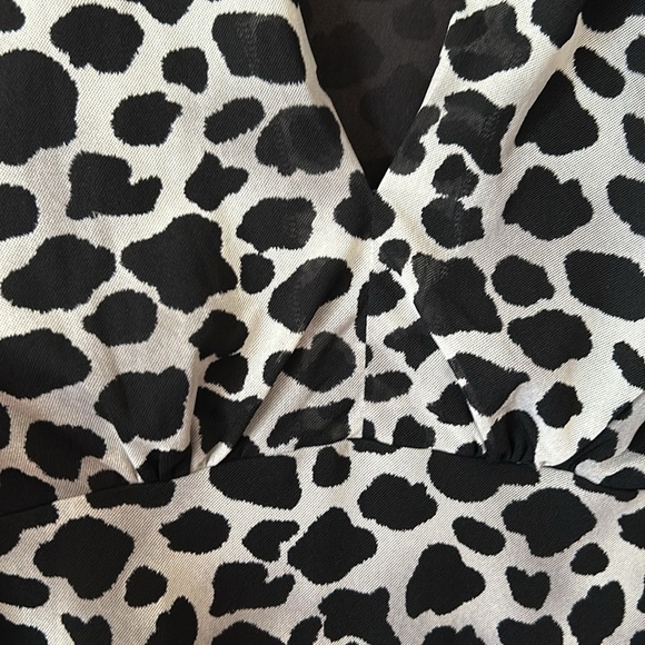 Dana Buchman blouse - Picture 2 of 6